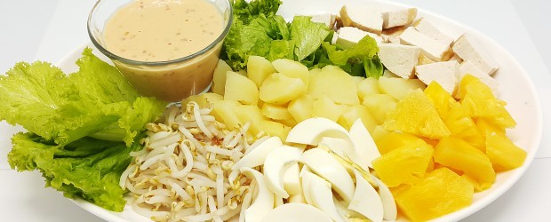 Simple Salad Bumbu Kacang